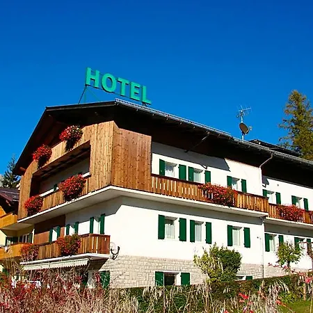 Gaia Hotel 3*